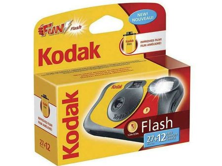 Kodak Single Use FunSaver Camera with Flash (27 Exposures +12 free) Supply